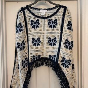 House of Harlow 1960 Navy and Cream Crochet Poncho